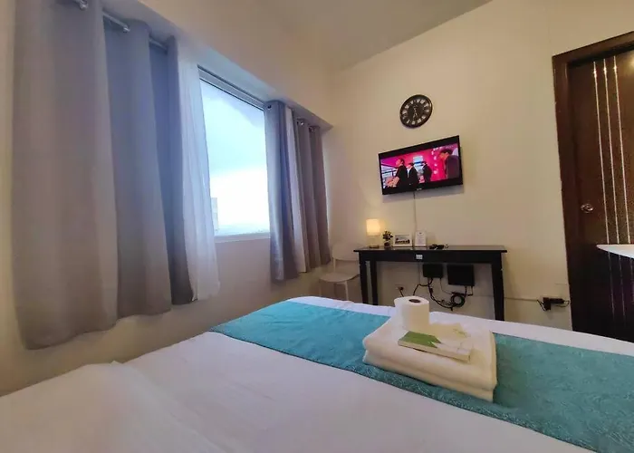 Citispace 1br Condotel At Ridgewood Towers Near Bgc Airport #rw15a Manila